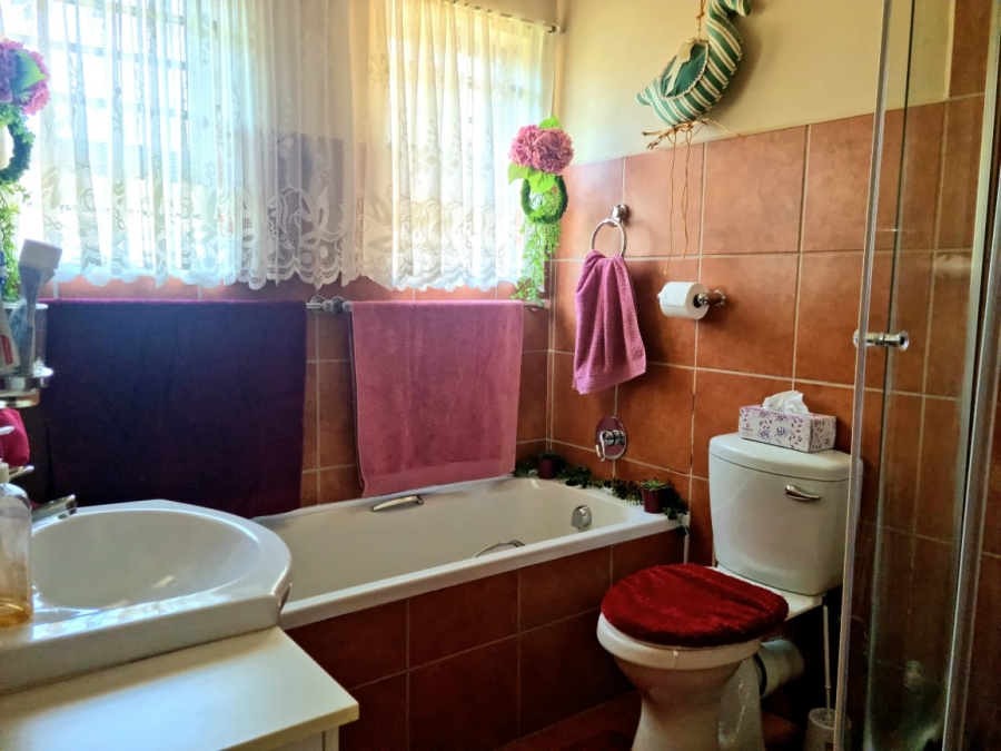 2 Bedroom Property for Sale in Lindene Northern Cape